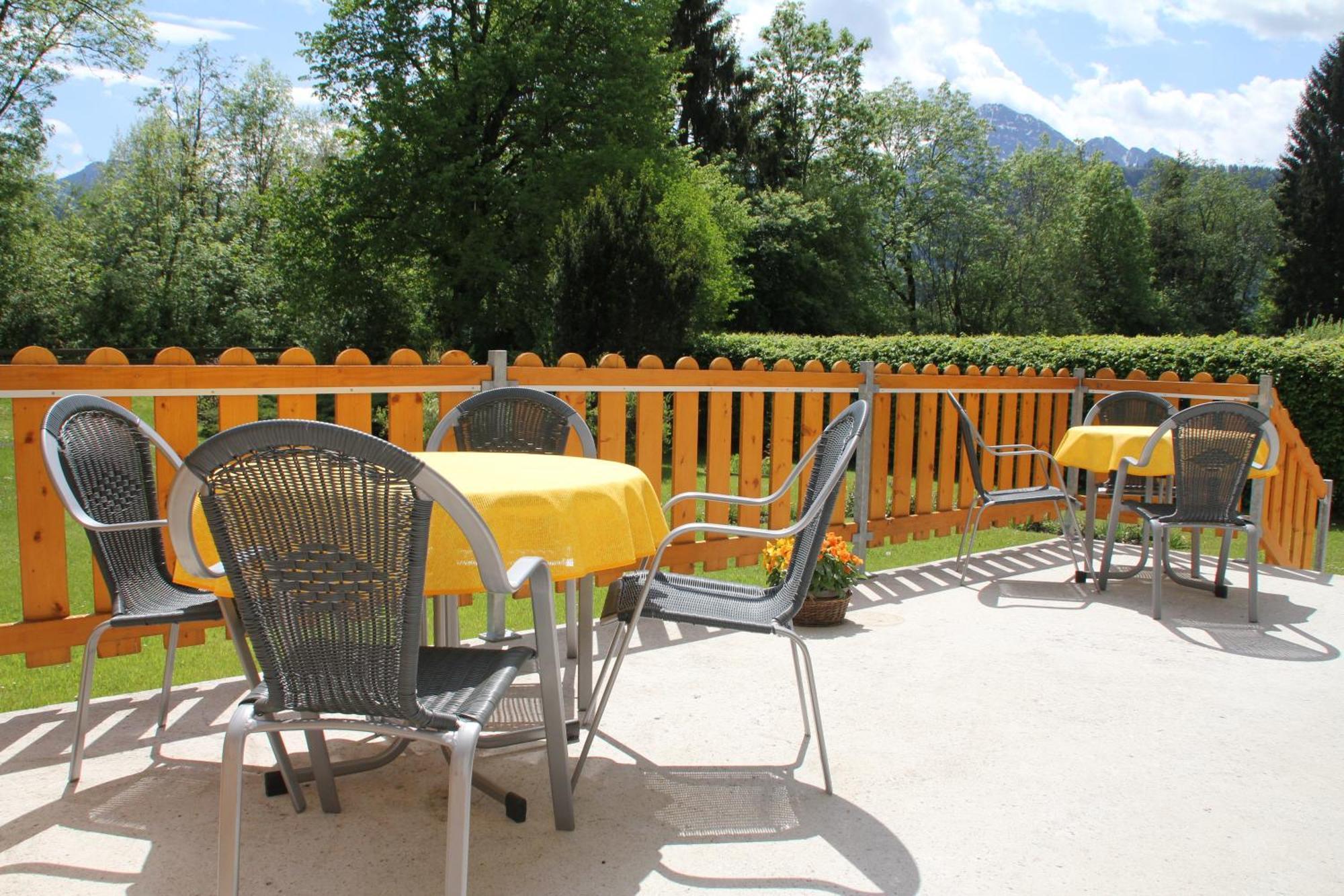 Pension Leuprecht Reutte Exterior photo